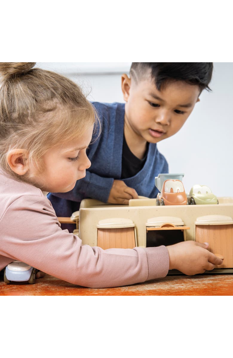 Dantoy Bio Garage 4 Piece Playset Car Garage Set with Ramp, Alternate, color, Multicolored