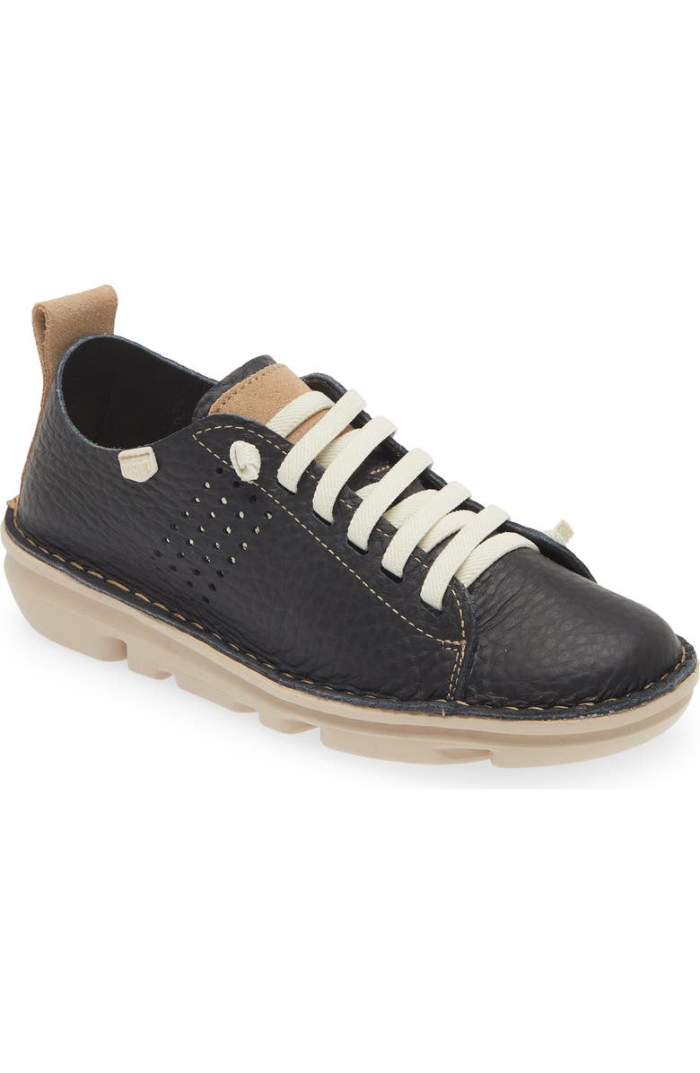 On Foot 30250 Silken Low Top Sneaker, Main, color, Black