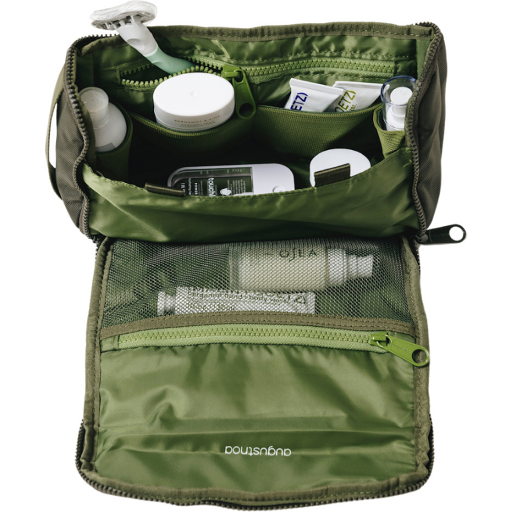 AUGUSTNOA Dopp Kit in Olive Green  product