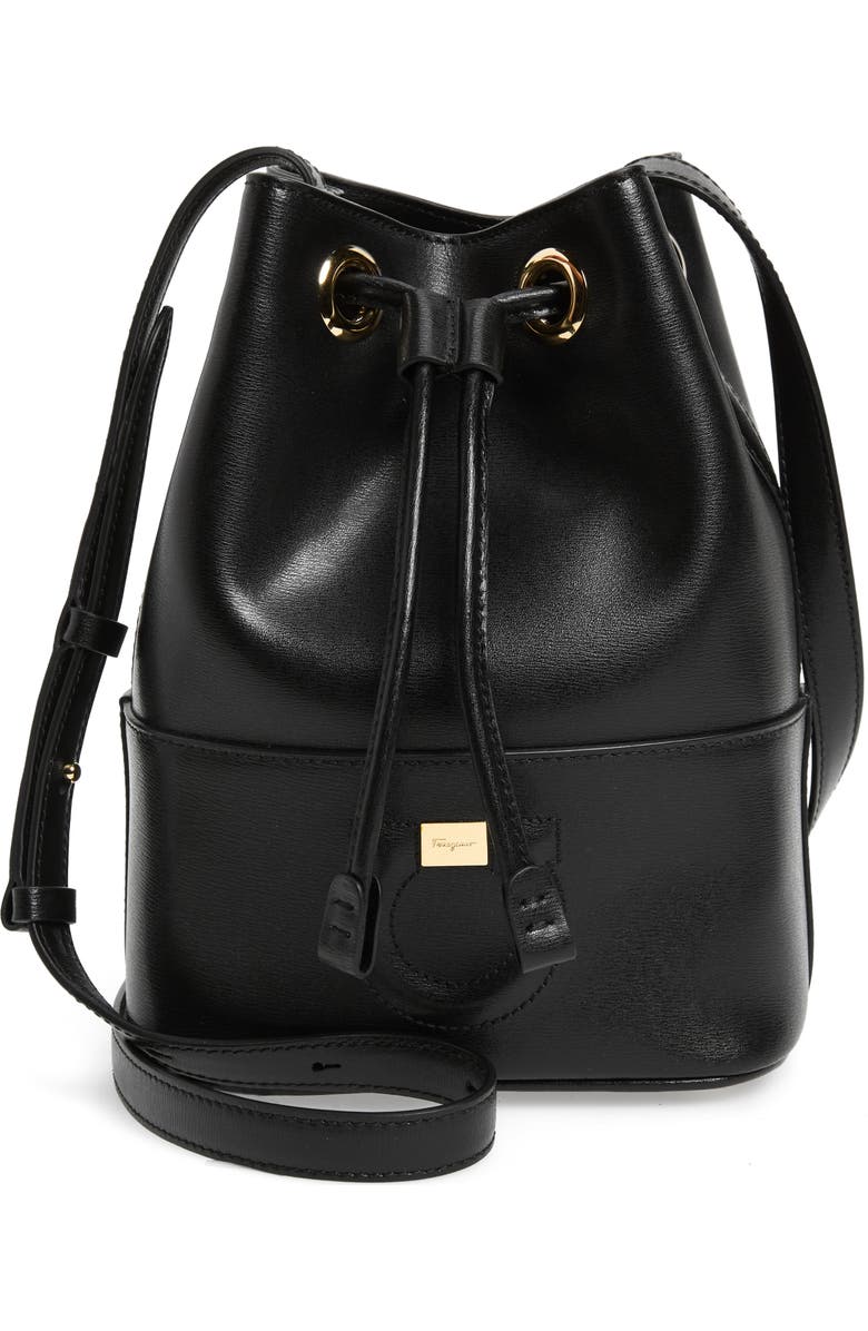 FERRAGAMO Salvatore Ferragamo City Quilted Gancio Bucket Bag, Main, color,