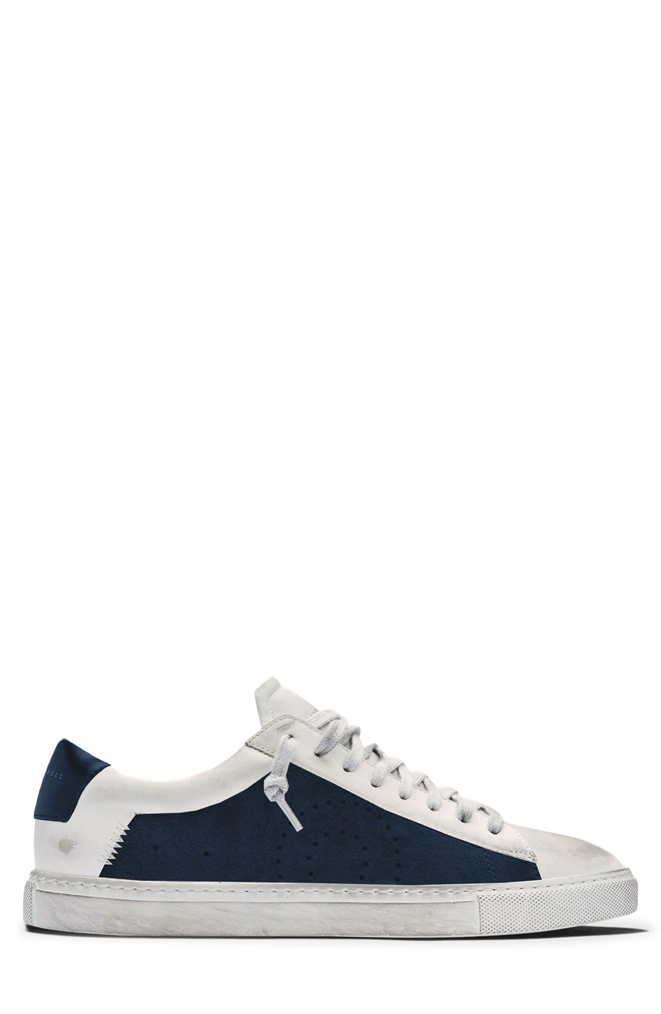 Low 1 Chicago Sneaker
