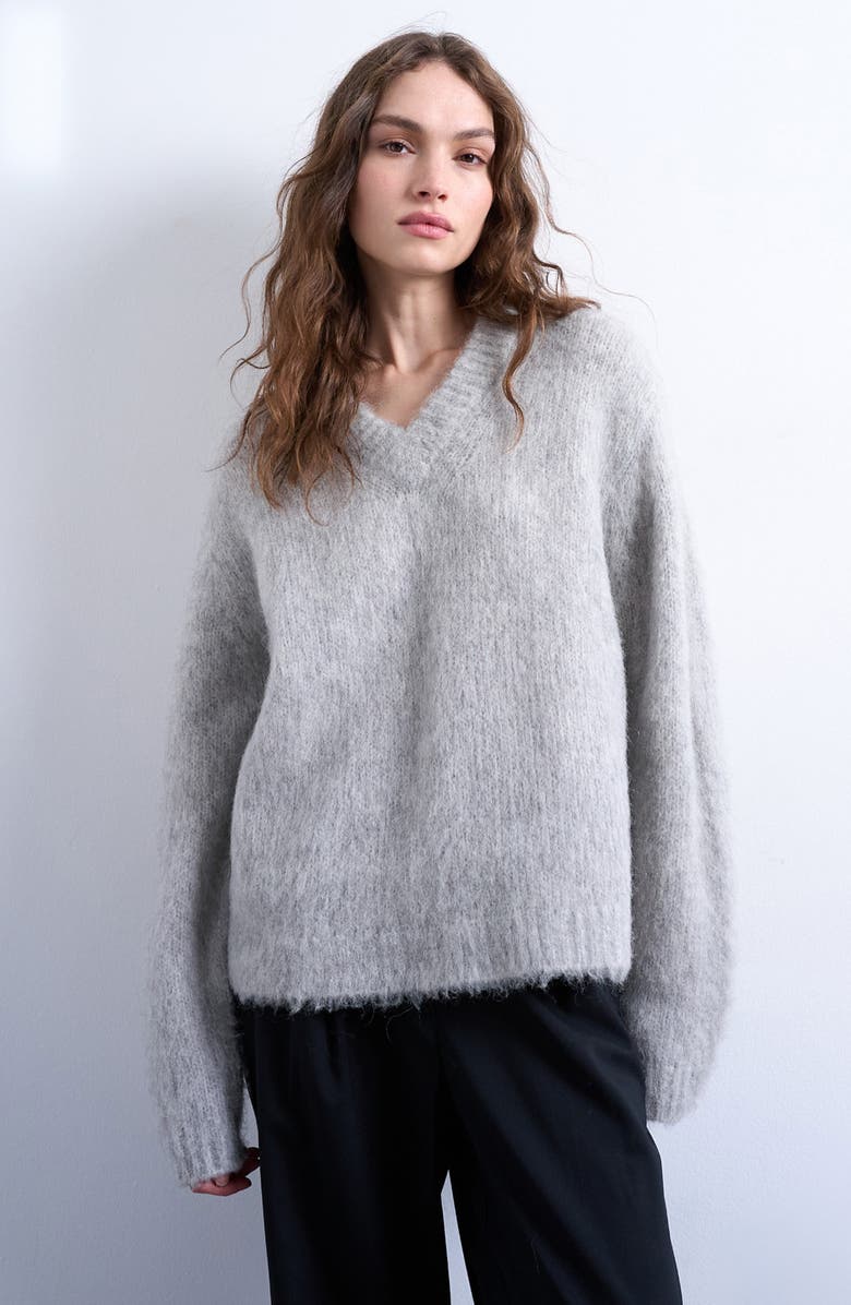 Topshop Fluffy V-Neck Wool & Alpaca Blend Sweater, Main, color, Light Grey