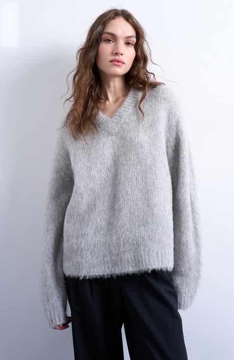 Topshop Fluffy V-Neck Wool & Alpaca Blend Sweater