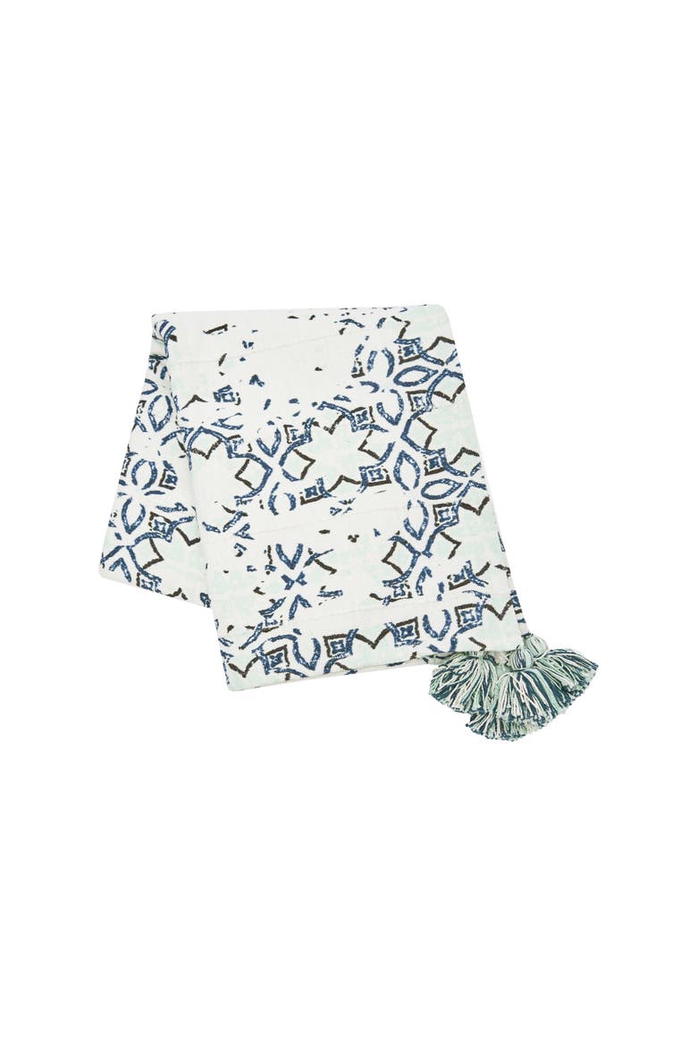 Esha Blue & White Damask Pattern Super Soft Cozy Accent Accent Throw Blanket, Main, color, Off-White