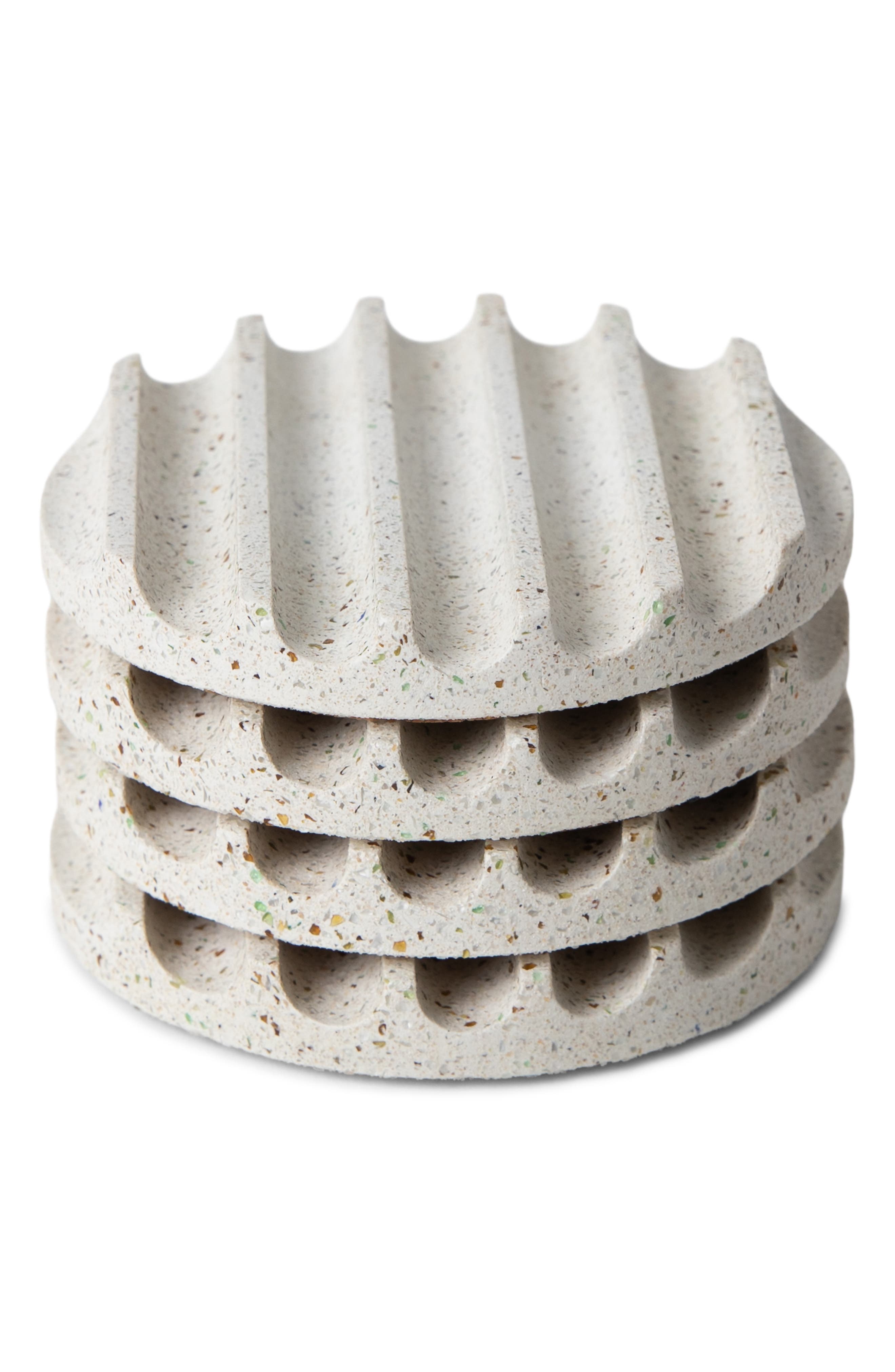 WHITE TERRAZZO