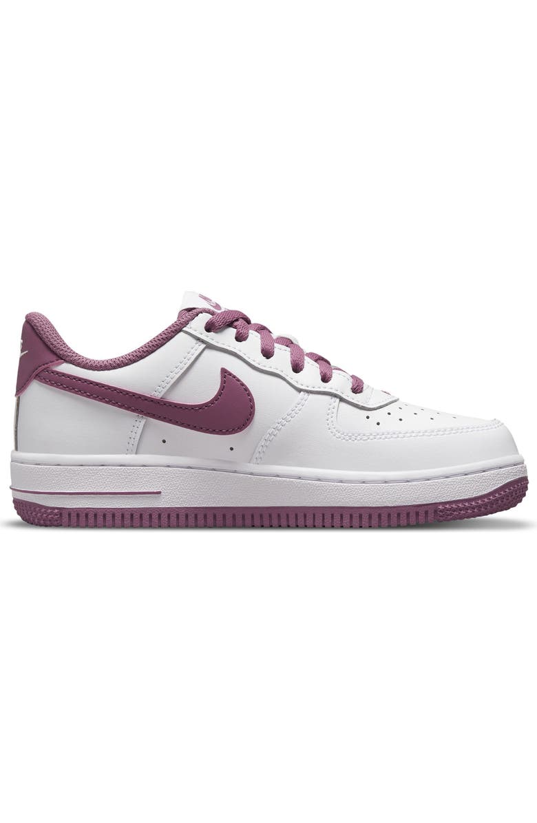 Nike Air Force 1 '06 Sneaker, Alternate, color,