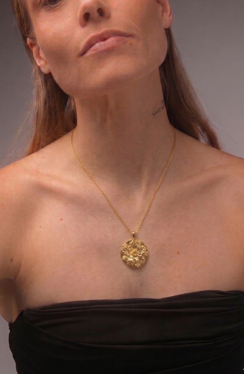 YOJ Flower Pendant Rope Necklace In Gold, Alternate, color, Gold