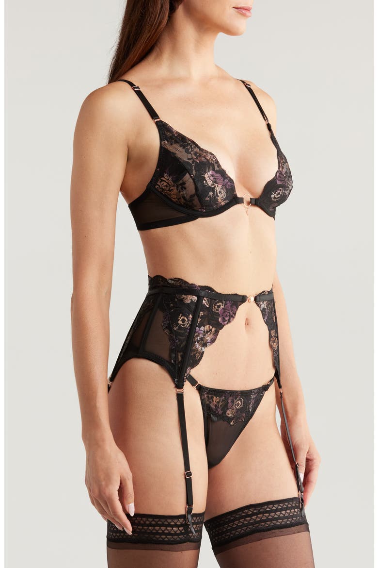 Lace Underwire Bra, G-String & Garter Belt Set, Alternate, color, BLACK