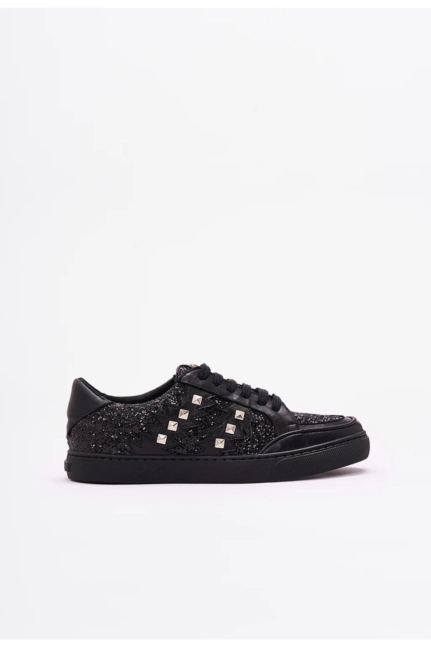 She's got this Sneaker, Main, color, Black