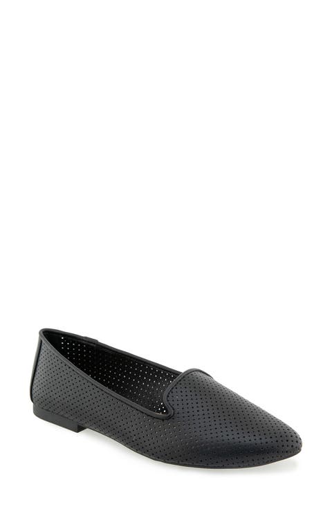 Winsome Perforated Flat (Women)