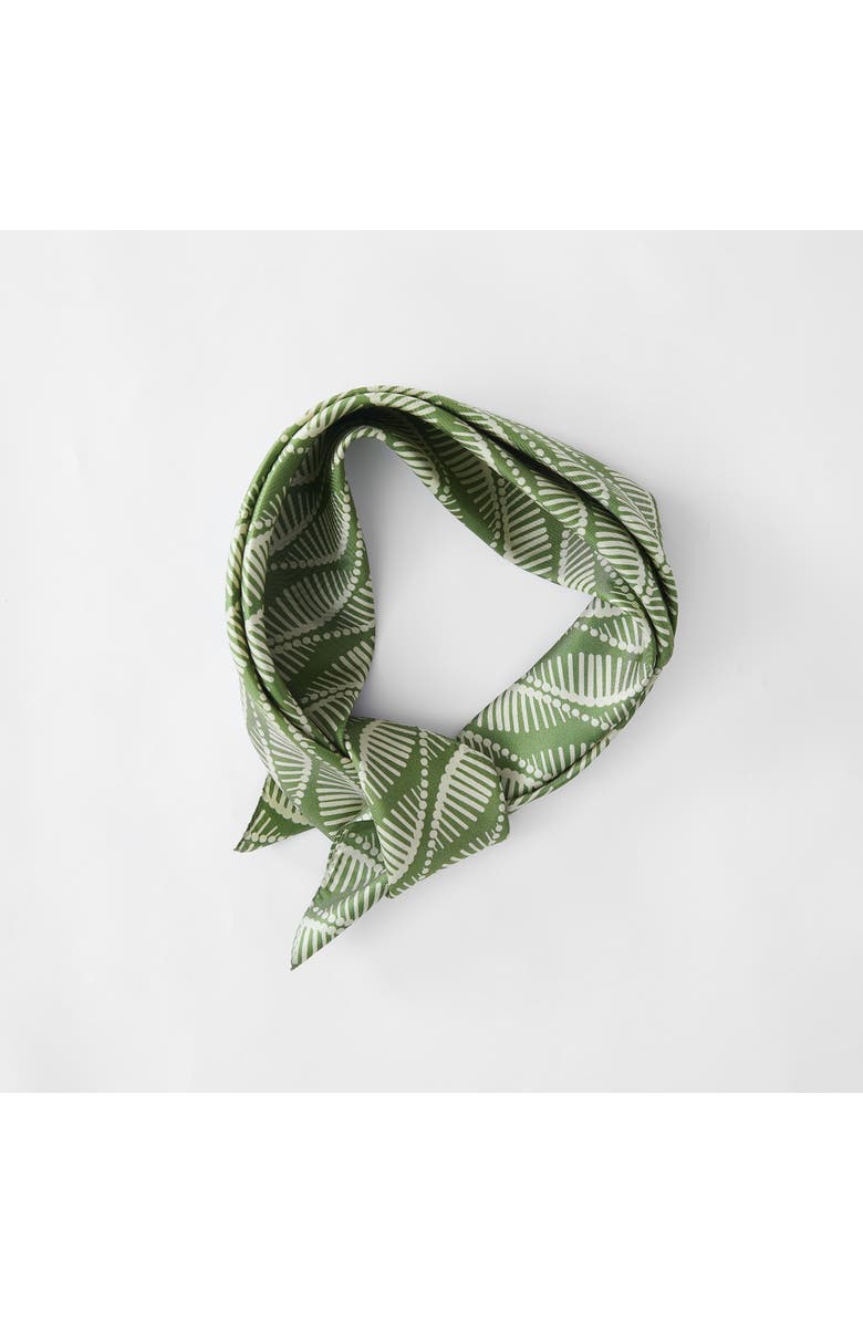 Chuks Collins x Lush Decor Shadow Bloom Silk Scarf, Alternate, color, Green/Cream