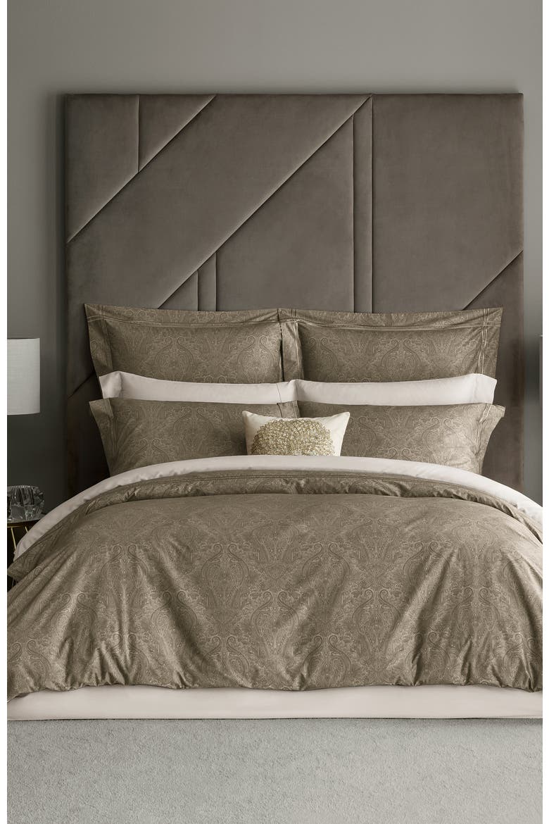 Lavigne duvet cover, Alternate, color, Brown
