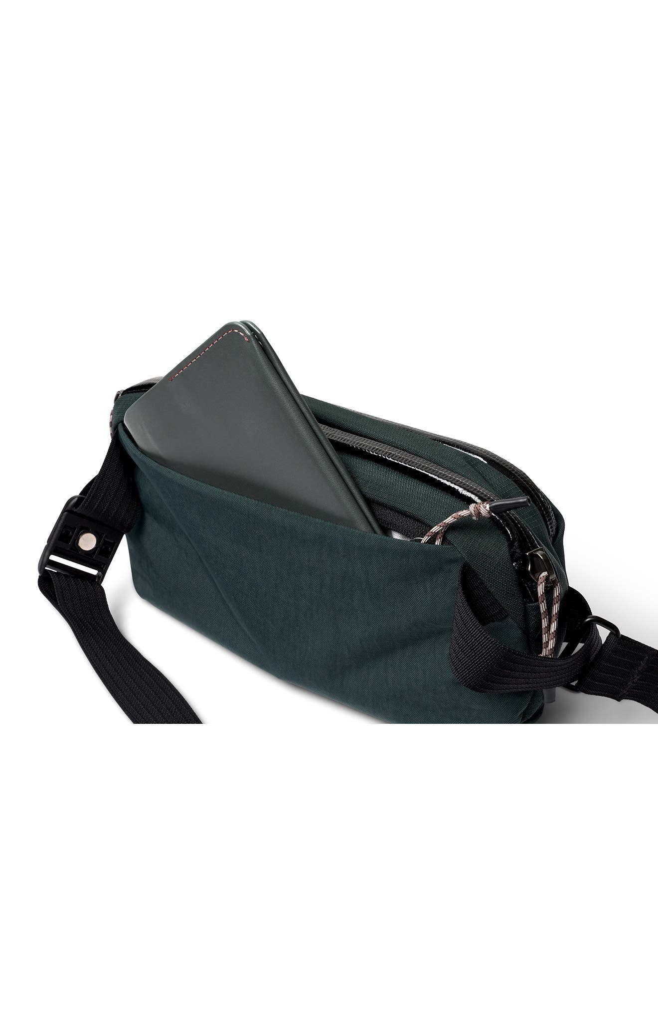 Venture Ready 2.5-Liter Sling Bag, Alternate, color, DEEP OCEAN