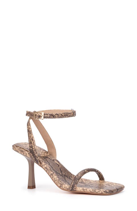 Ashlyn Ankle Strap Sandal (Women)