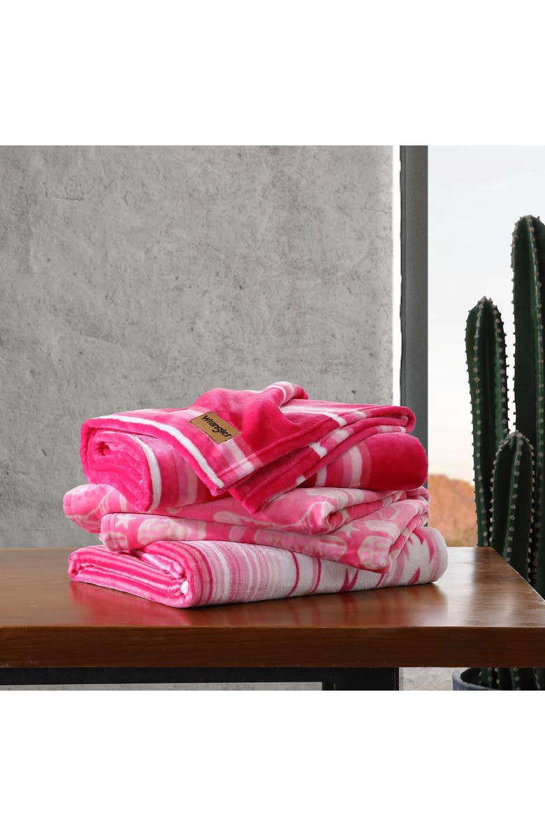 Wrangler Knockin' Boots Throw Blanket, Alternate, color, Pink