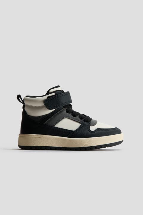 Hi-top Trainers