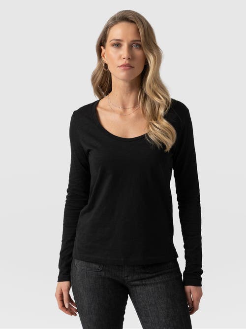 Saint + Sofia Scoop Neck Long Sleeve Tee In Black