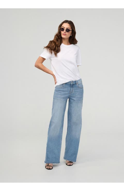 Performance Denim Mid Rise Loose Straight