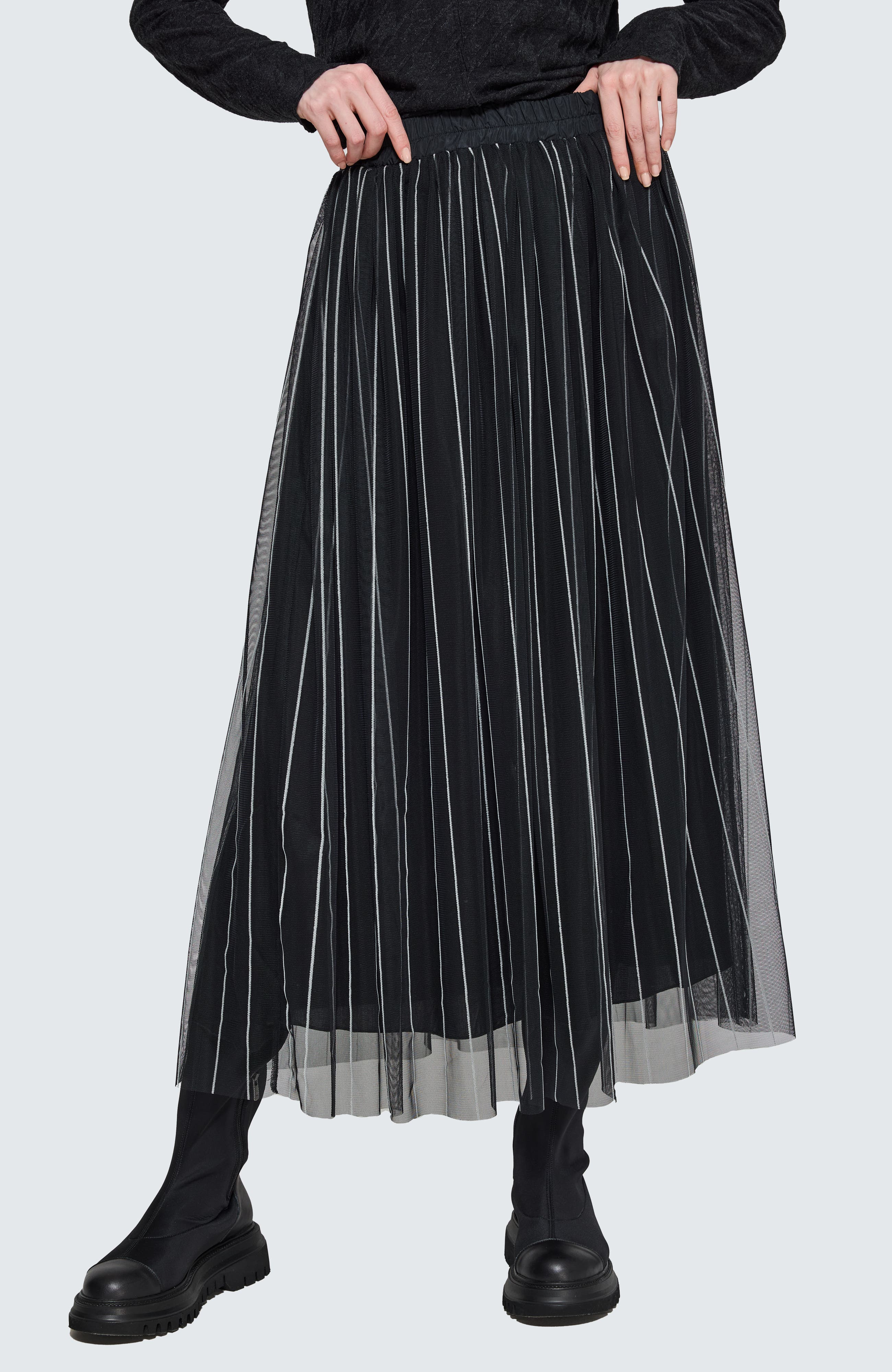 Siana Tulle Skirt - image 3