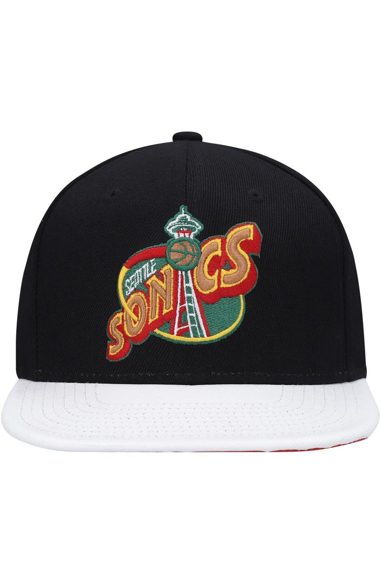 Mitchell & Ness Men's Mitchell & Ness  Black/White Seattle SuperSonics Hardwood Classics Wear Away Visor Snapback Hat, Alternate, color, 