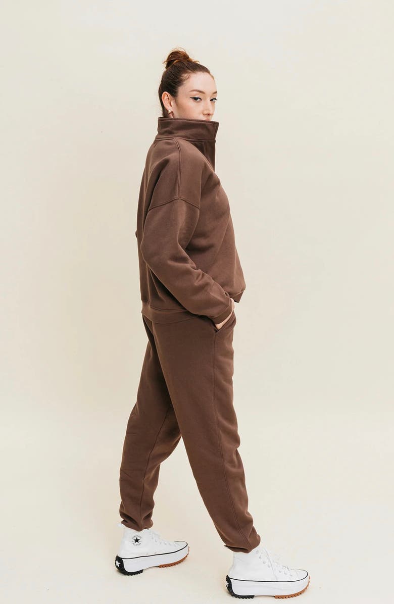 Ocio Women's Organic Cotton Teddy Everywhere Jogger, Alternate, color, Stone