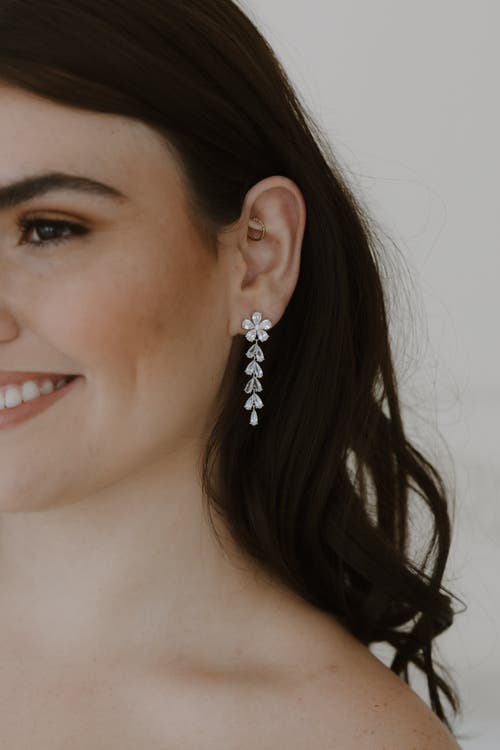 Untamed Petals Devotion Crystal Drop Earrings In Red