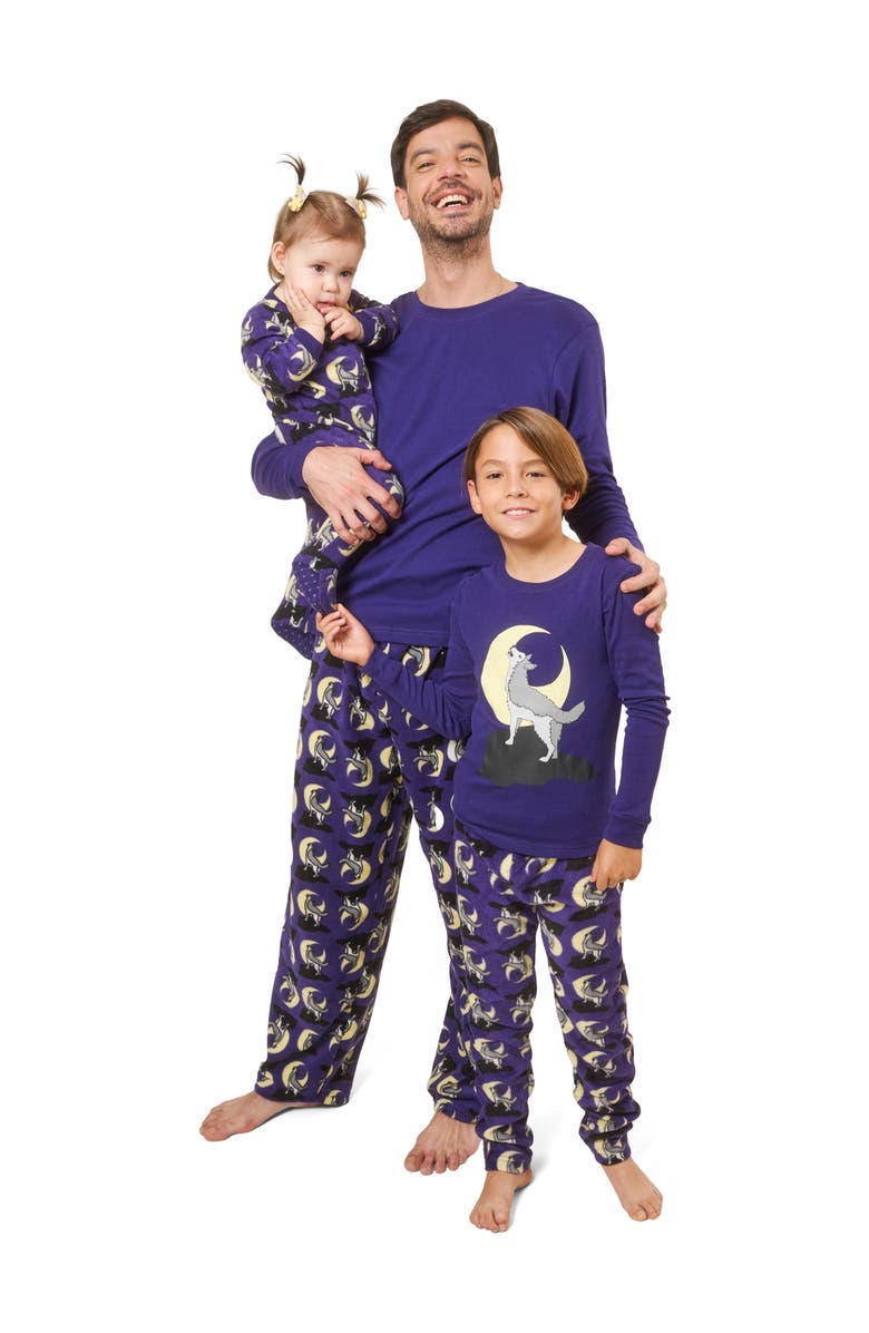 Leveret Kids Cotton Top & Fleece Pants Printed Matching Family Holiday Pajamas, Alternate, color, Wolf