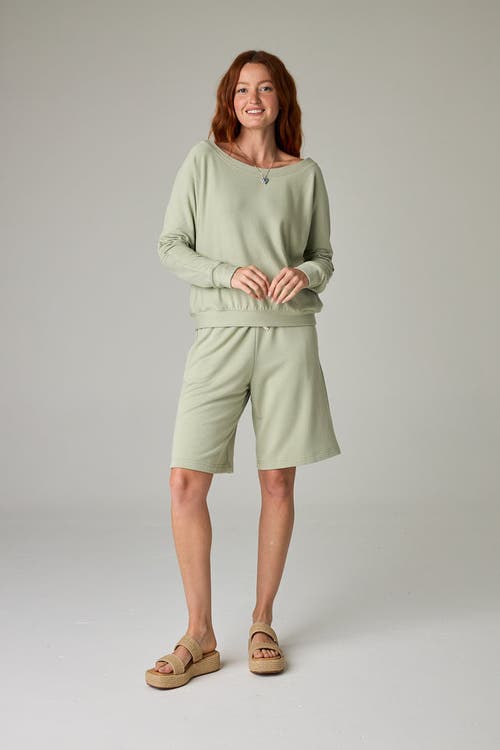 Eavolu Baikal Eco-luxe Fleece Off-shoulder Crop Top In Green