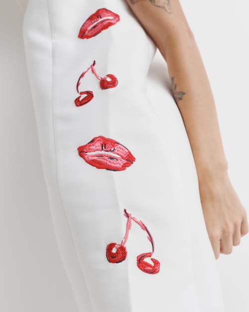 Romy Cherry Lips Shift Dress In White, Lips