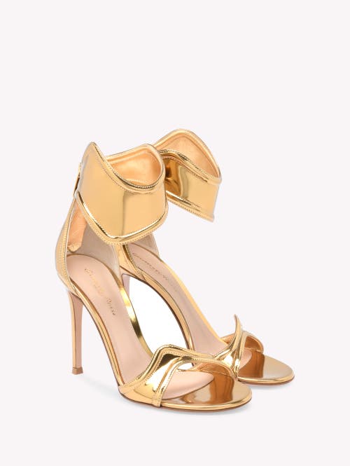 Gianvito Rossi Lucrezia Sandals In Metallic Gold