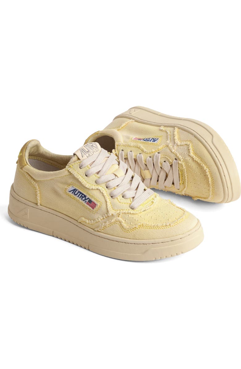 AUTRY Medalist Low Top Sneaker, Alternate, color, Den/ Den Yellow Iris