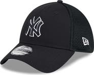 New Era Men's New Era New York Yankees Evergreen Black & White Neo 39THIRTY Flex Hat