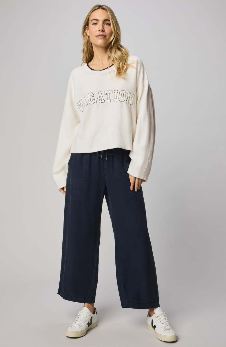 Splendid Vacation Appliqué Sweatshirt, Alternate, color, Moonstone Grey