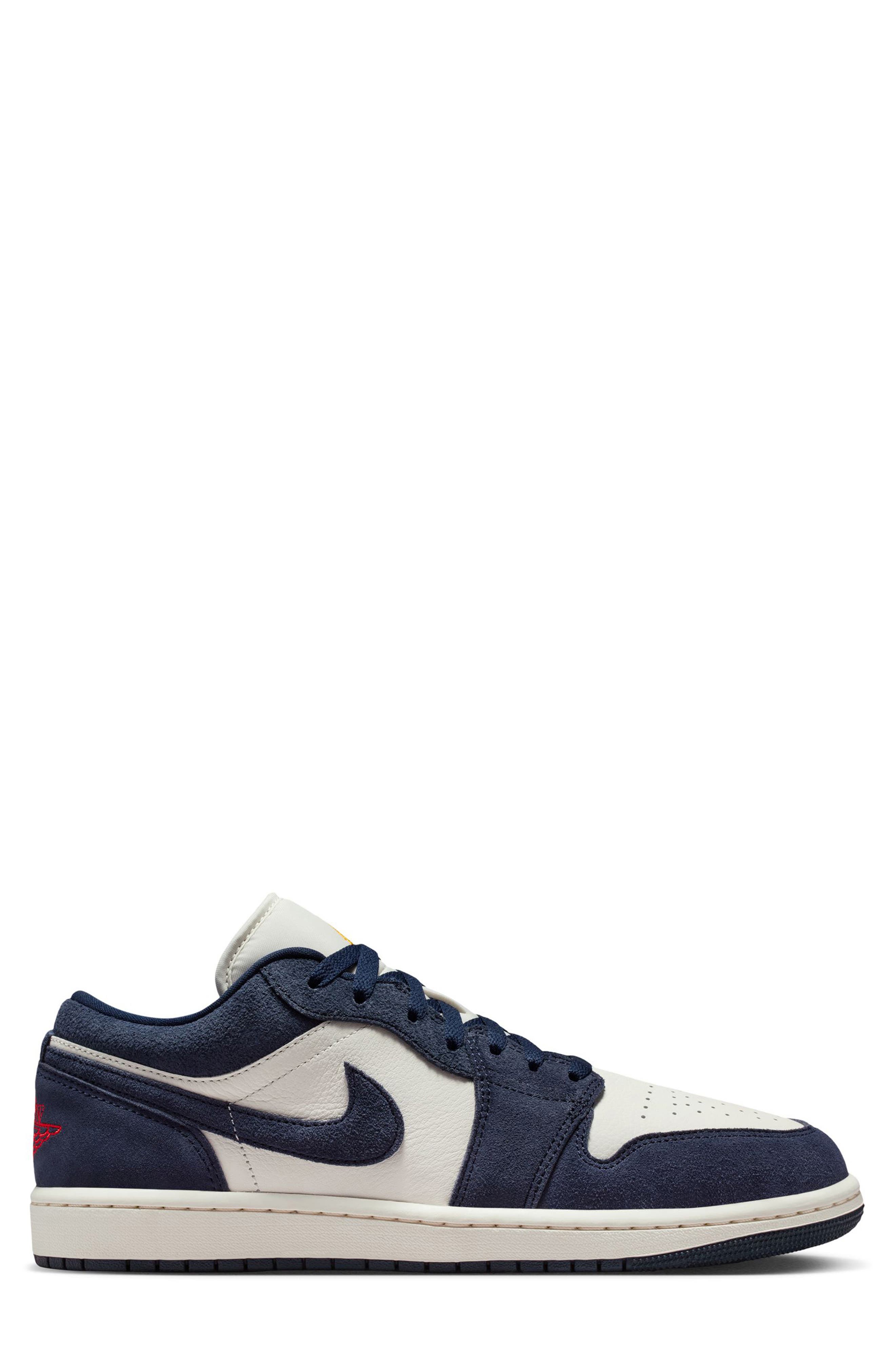 Air Jordan 1 Low SE Basketball Sneaker, Alternate, color, OBSIDIAN/ OBSIDIAN