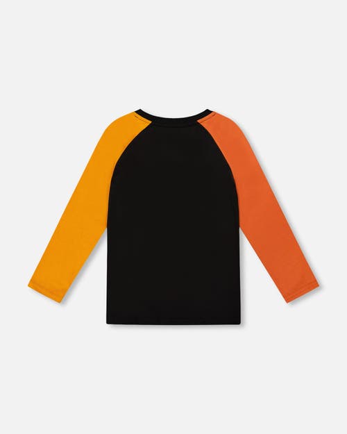 Deux Par Deux Long Sleeve Raglan T-shirt With Glow-in-the-dark Dinosaur In Multi