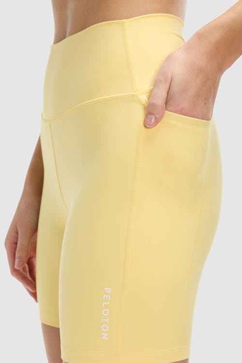 Peloton Cadent High Rise Pocket Bike Short 7" In Pale Banana