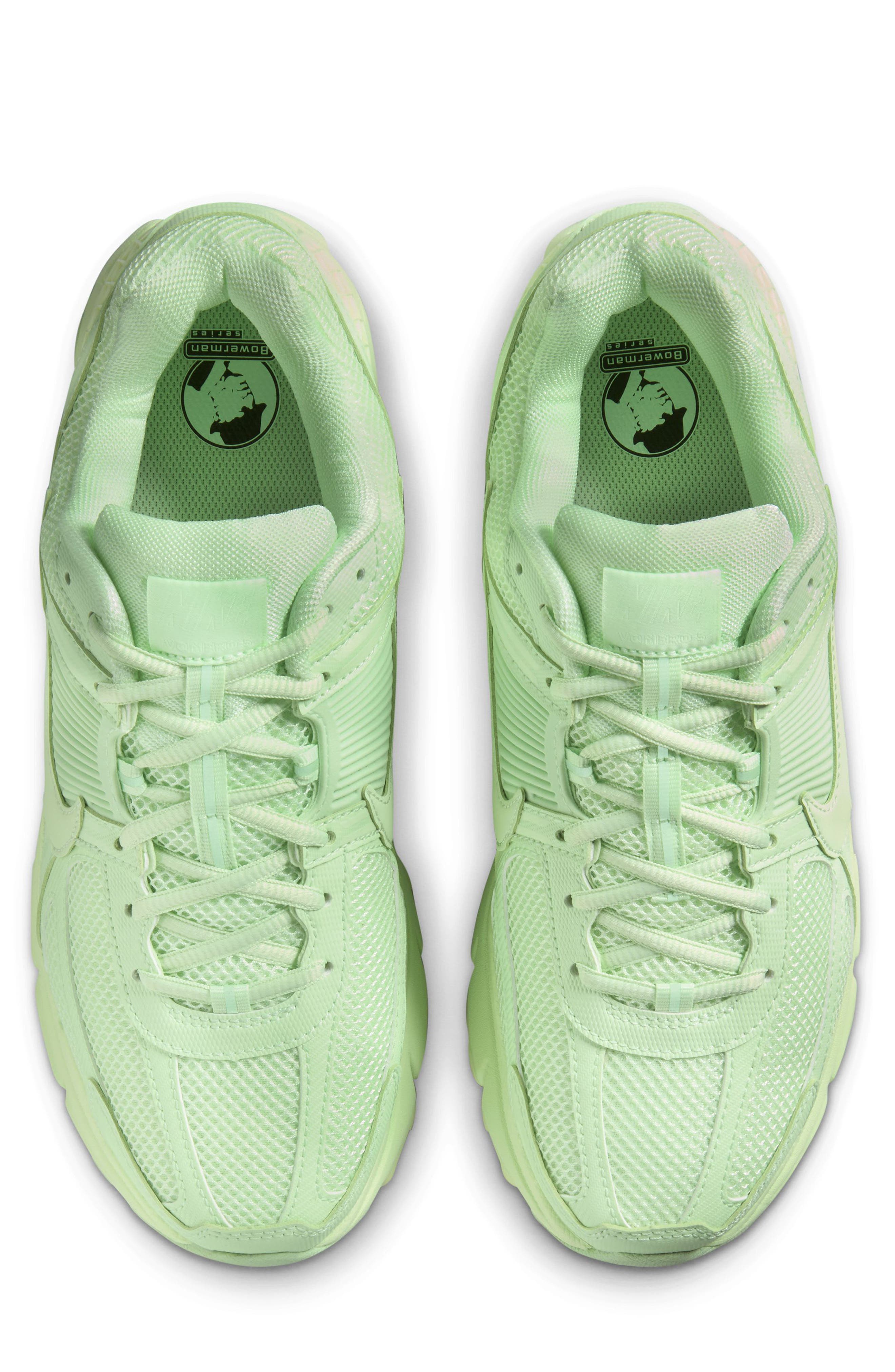 Nike Zoom Vomero 5 Sneaker, Alternate, color, 