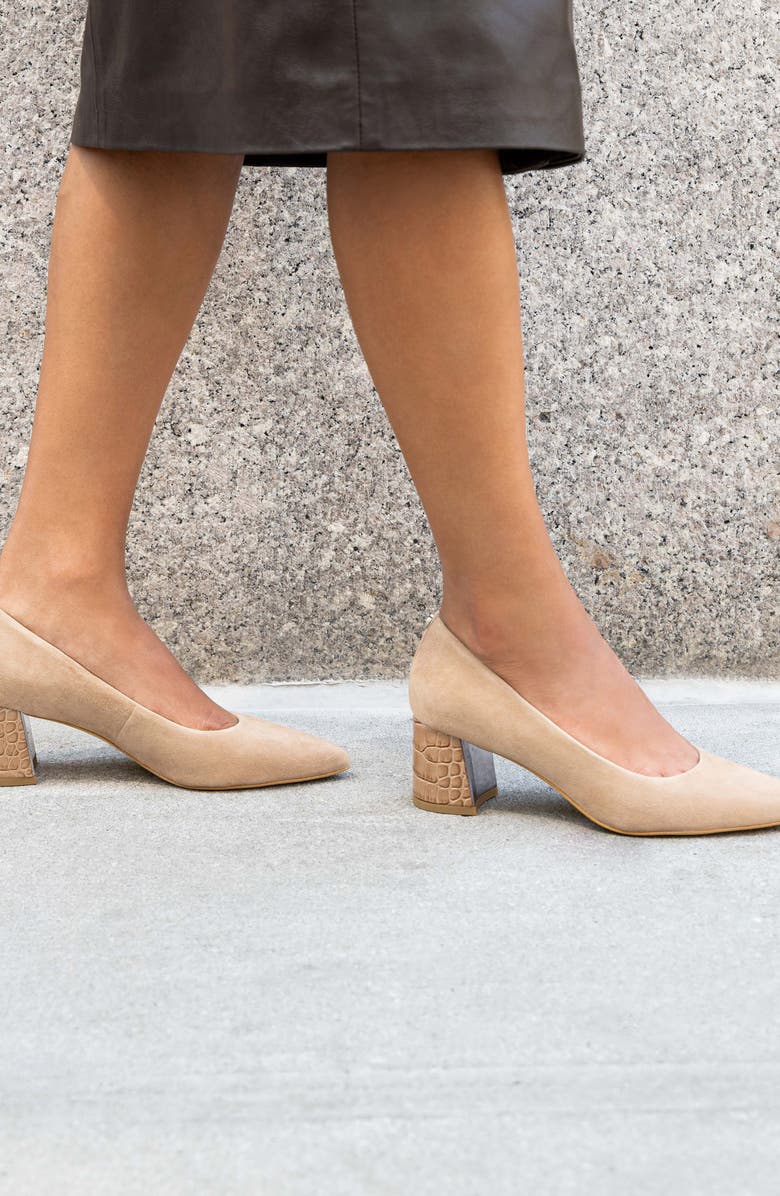 Donald Pliner Suzette Pointed Toe Pump, Alternate, color, Tobacco