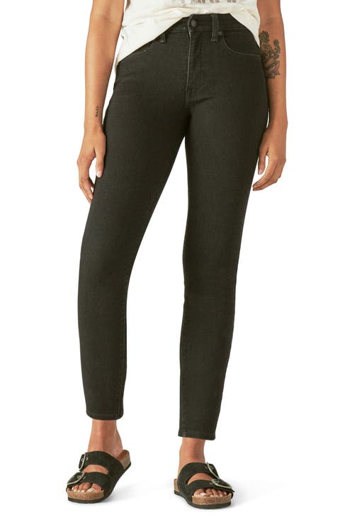 Curvy Skinny Jeans (Weathered Black)