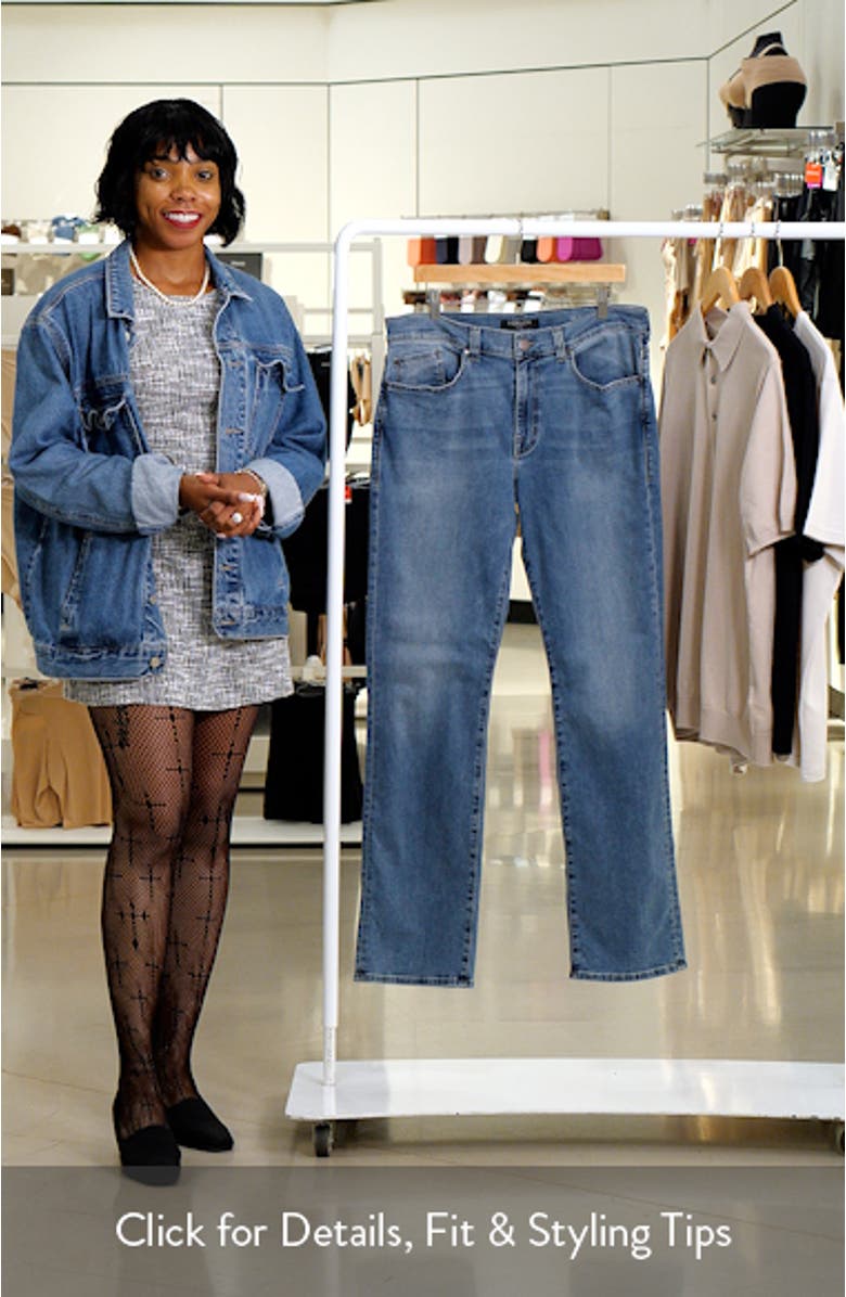 50–11 Relaxed Straight Leg Jeans