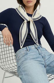 SAACHI Triangle Scarf