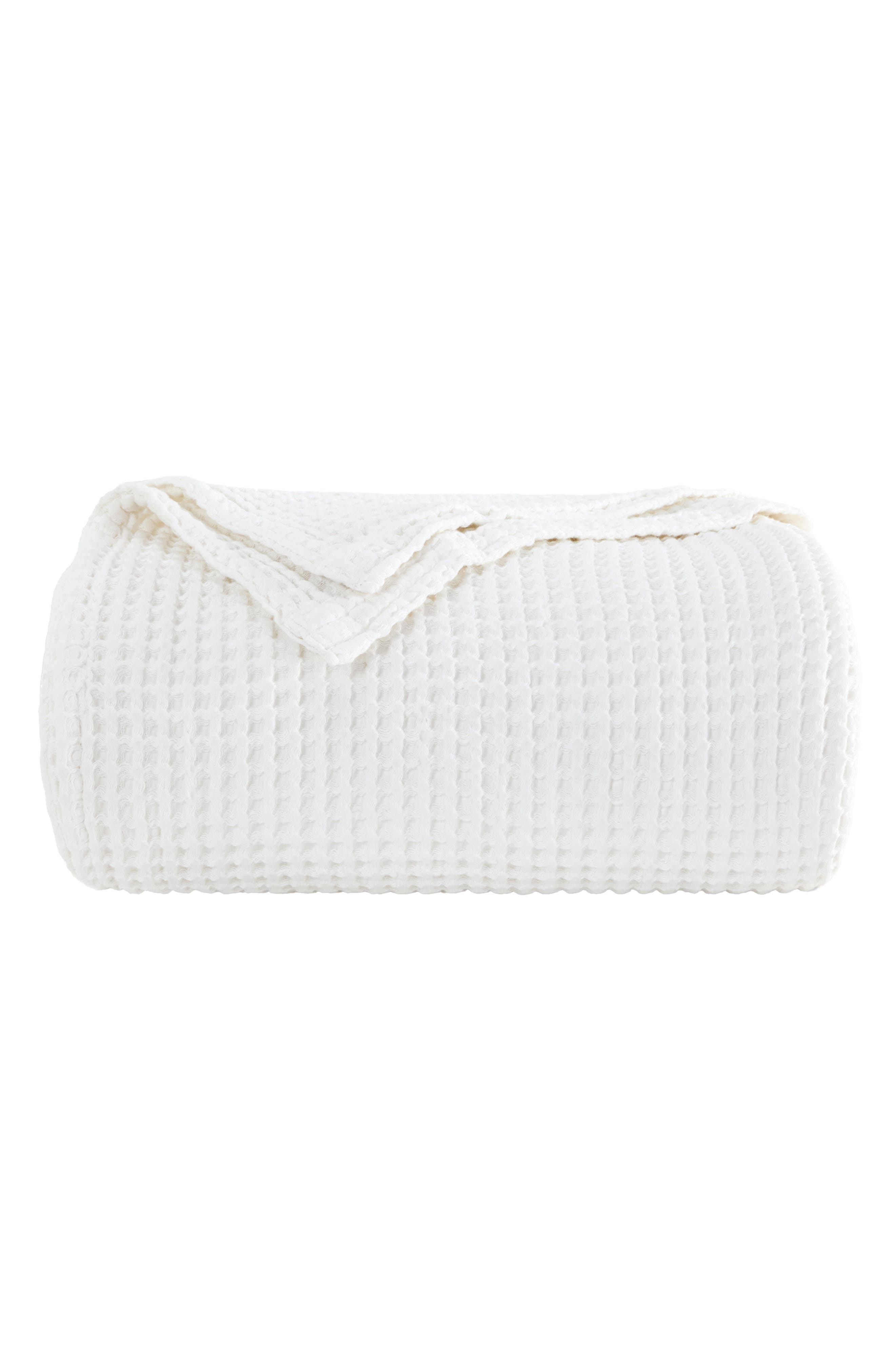 HOMESPUN <p>Waffle Weave Cotton Blanket</p>