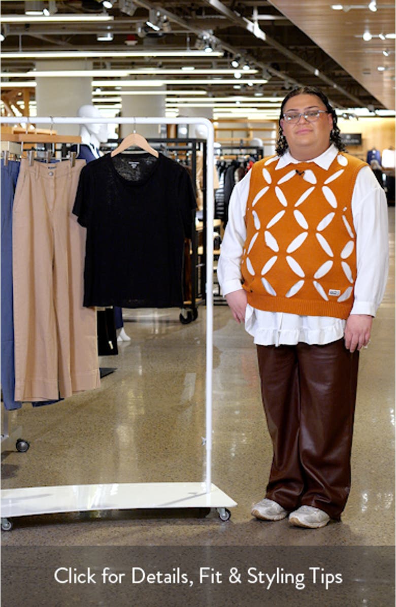 Crewneck Organic Linen T-Shirt, sales video thumbnail