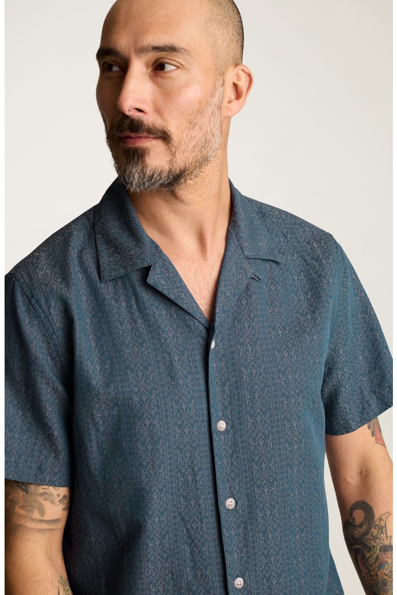 Resort Riveria Jacquard Stripe Cotton & Linen Camp Shirt, Alternate, color, LANDER GEO STRIPES C30