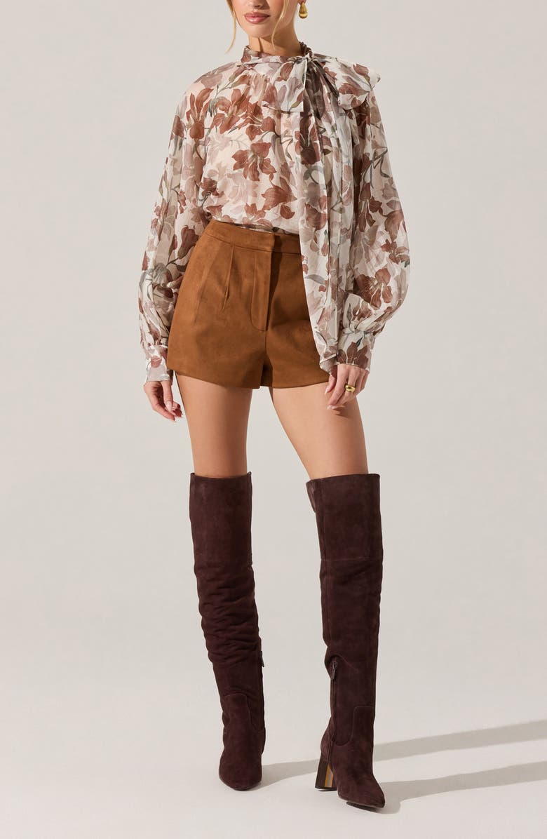 ASTR the Label Cinthia Pussybow Balloon Sleeve Top, Alternate, color, Brown White Floral