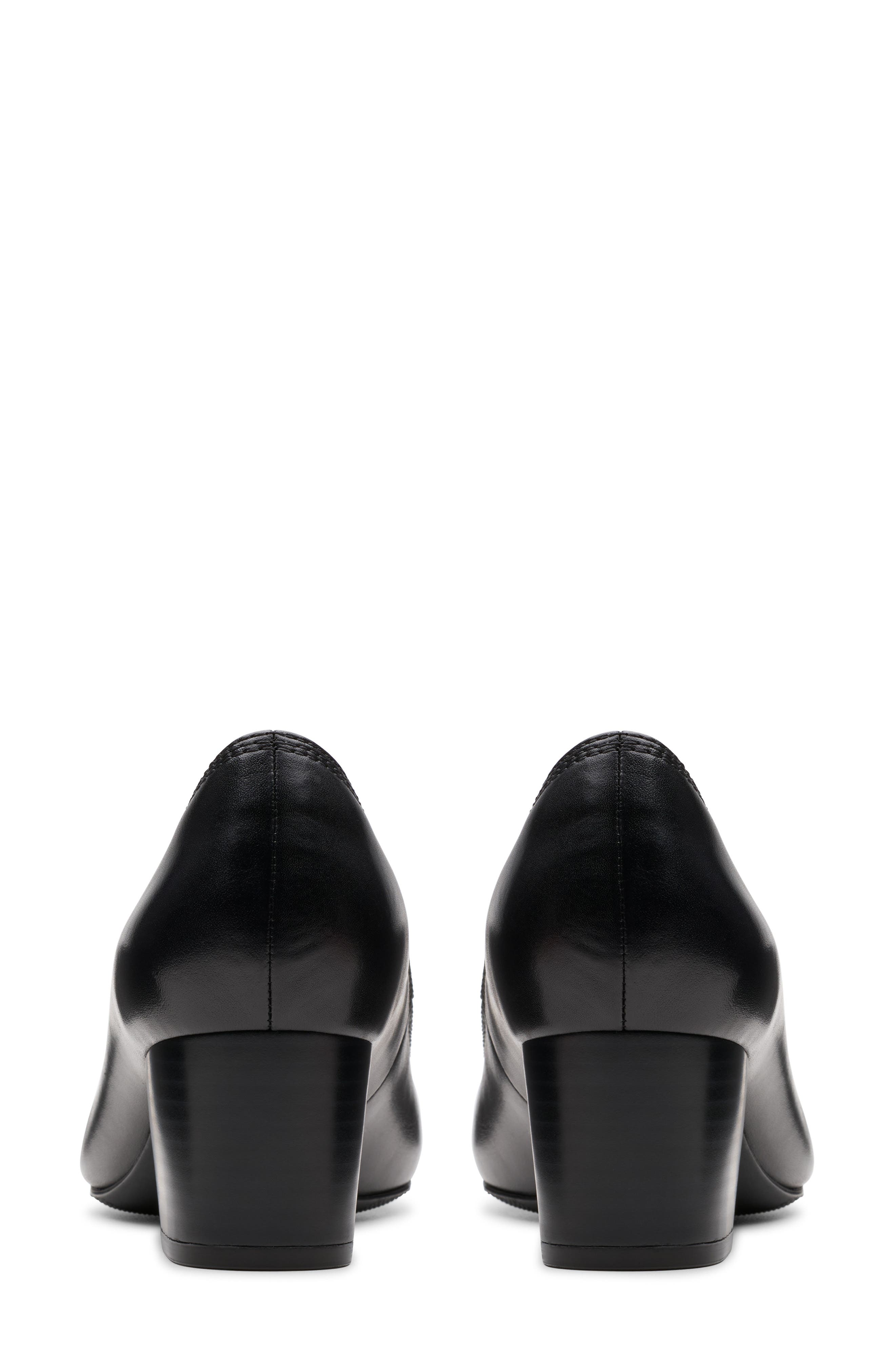 Clarks<sup>®</sup> Ellaine Hope Pump, Alternate, color, Black Leather