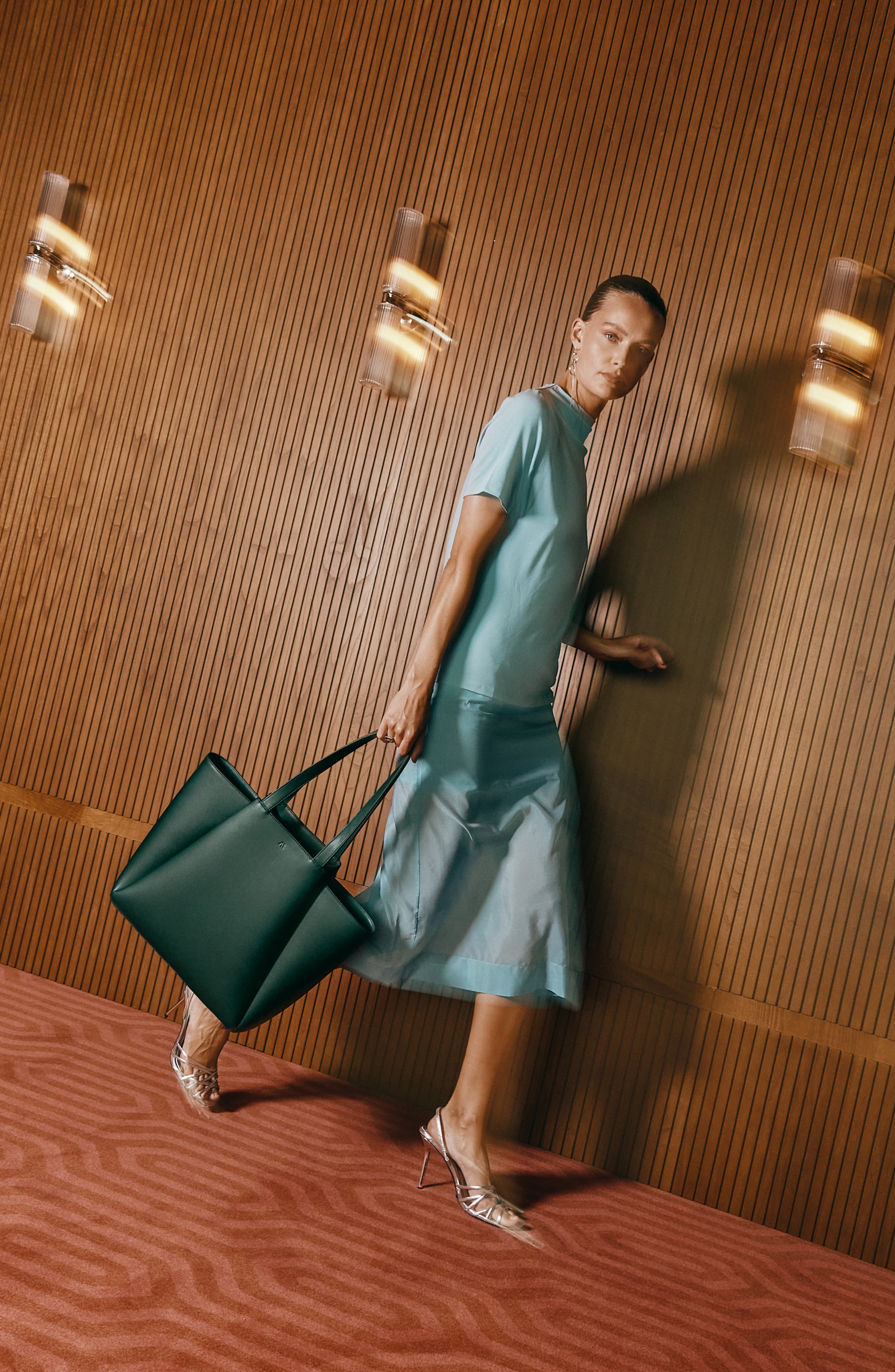 Pyramid Leather Tote Bag, Alternate, color, Forest Green