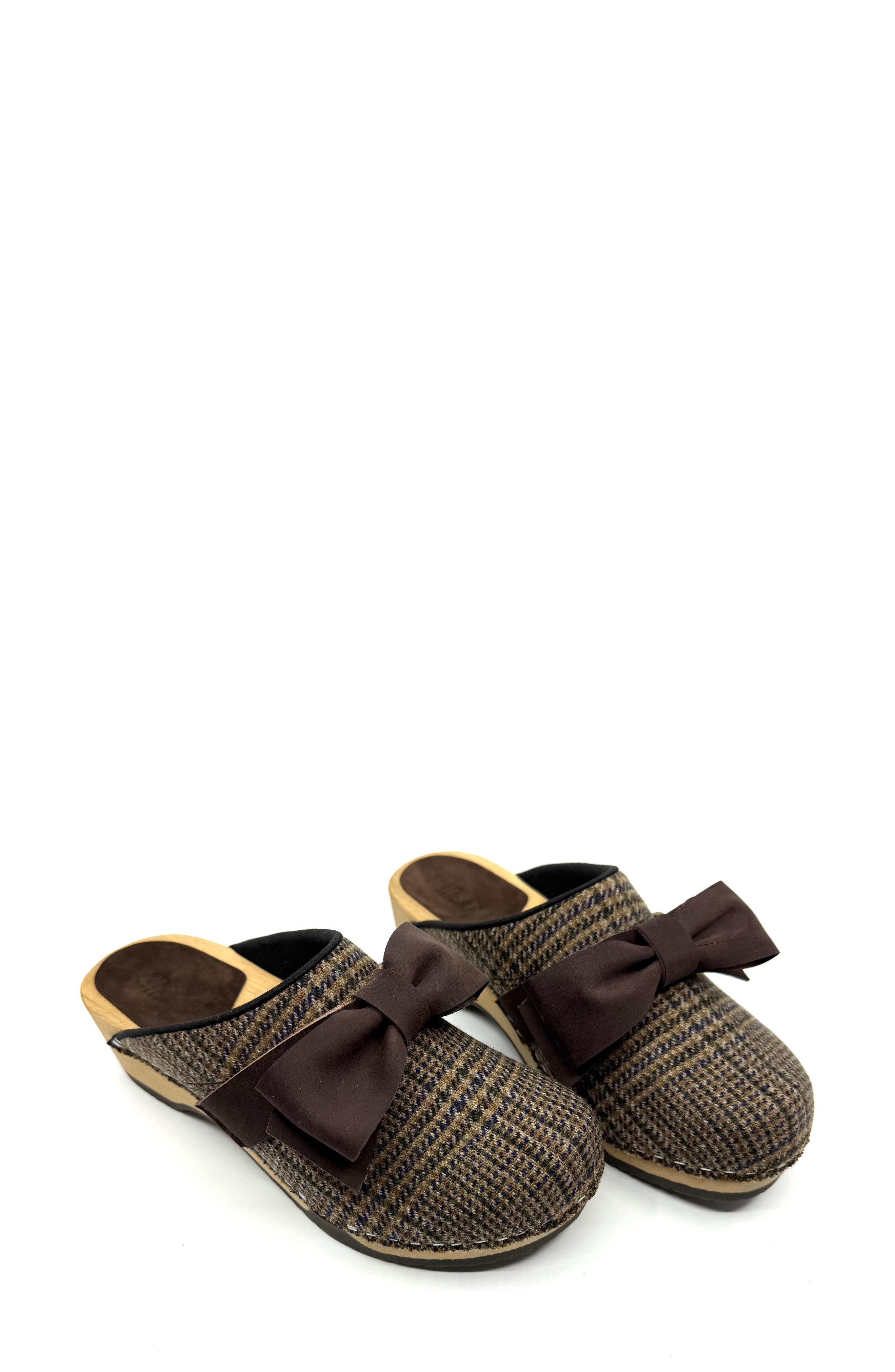 KUNSTEN Embla Bow Clog, Main, color, Harris Tweed