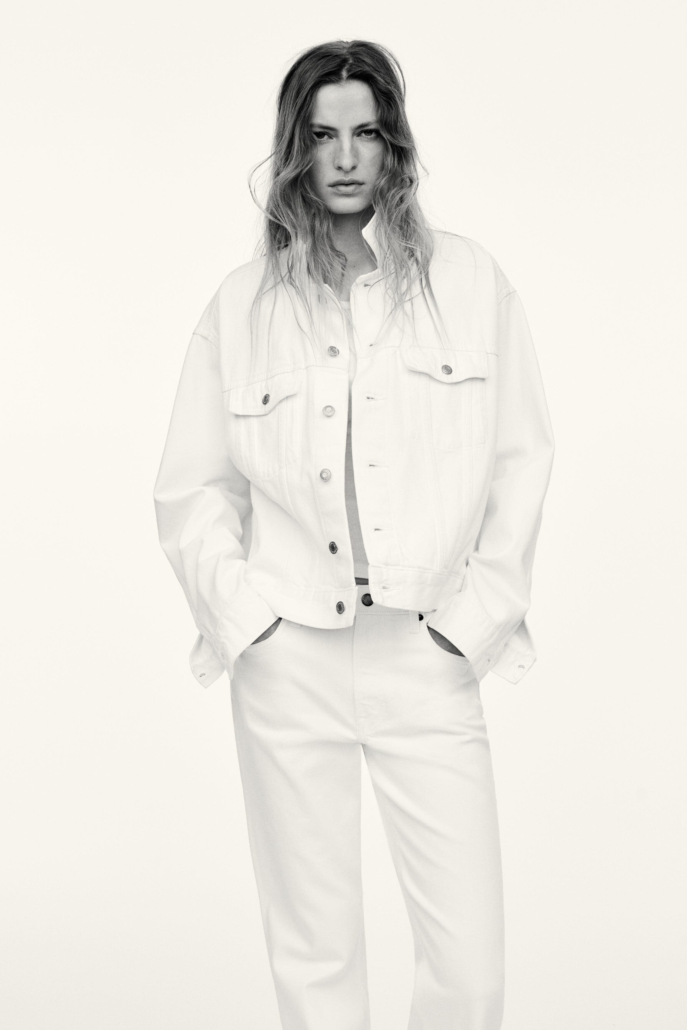 Flared High Jeans - image 4