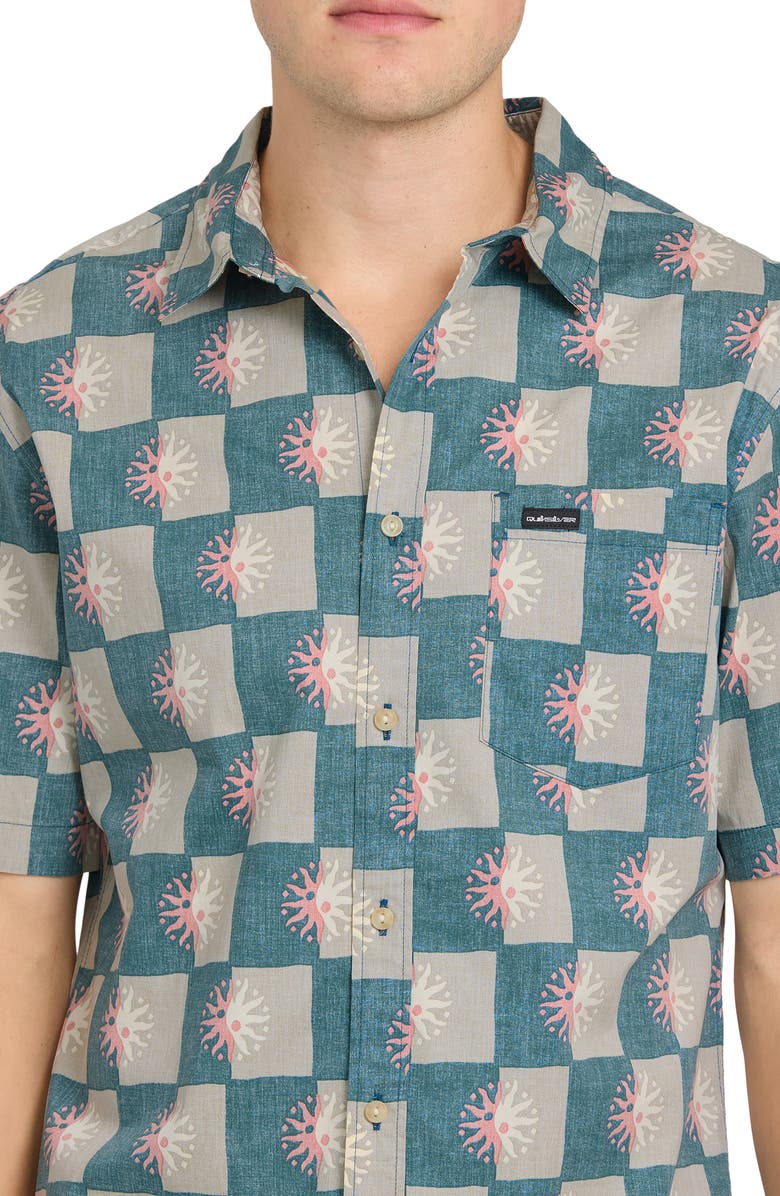 Quiksilver Sundial Classic Short Sleeve Stretch Cotton Button-Up Shirt, Alternate, color,